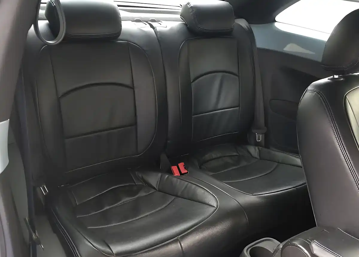 Used 2014 Volkswagen Beetle Design Blue - Interior and Exterior details 8
