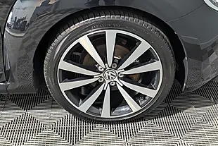 Used 2014 Volkswagen Beetle Sport Black - Interior and Exterior details 10