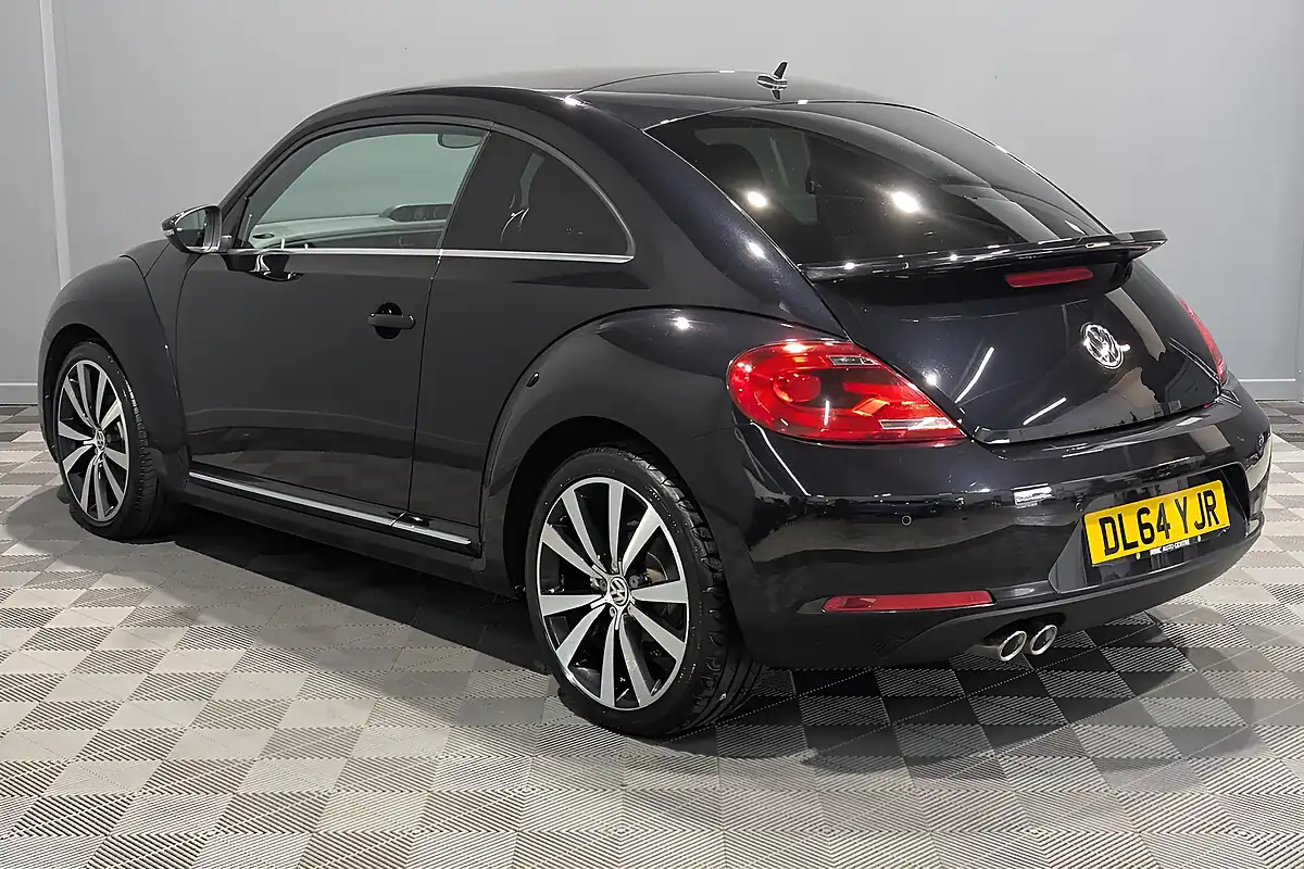 Used 2014 Volkswagen Beetle Sport Black - Interior and Exterior details 8