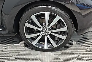 Used 2014 Volkswagen Beetle Sport Black - Interior and Exterior details 9