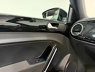 Used 2014 Volkswagen Beetle Sport Cabriolet Black - Interior and Exterior details 17