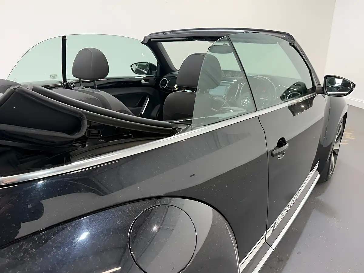 Used 2014 Volkswagen Beetle Sport Cabriolet Black - Interior and Exterior details 6