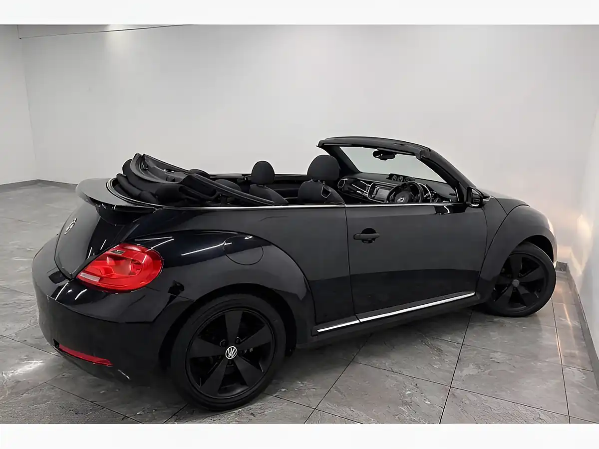 Used 2014 Volkswagen Beetle Sport Cabriolet Black - Interior and Exterior details 5