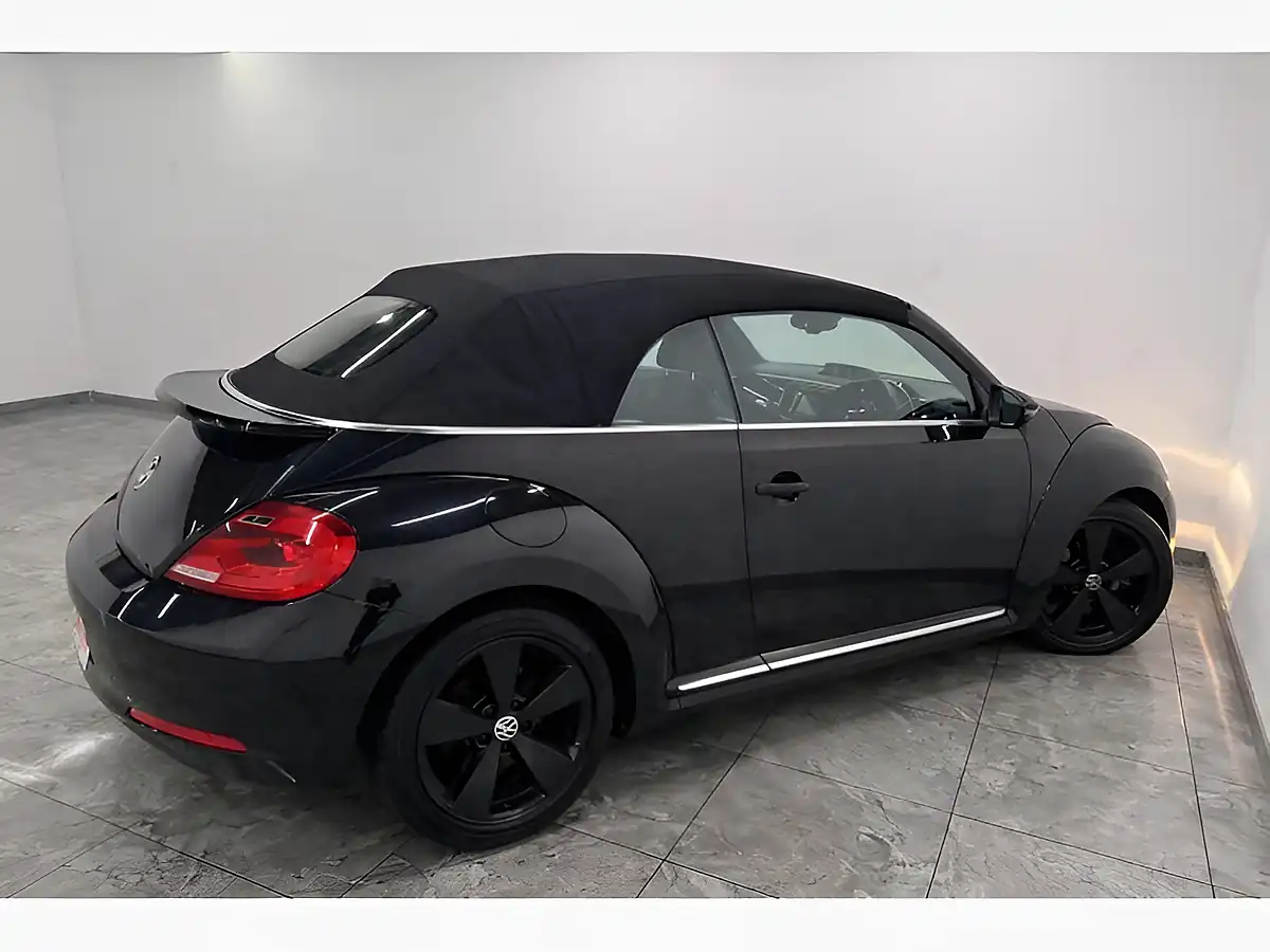 Used 2014 Volkswagen Beetle Sport Cabriolet Black - Interior and Exterior details 8