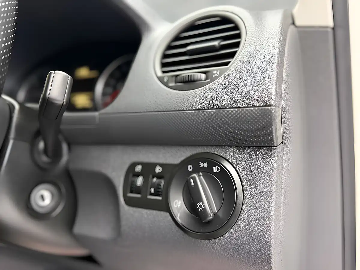 Used 2014 Volkswagen Caddy C20 Startline L1 H1 White - Interior and Exterior details 13
