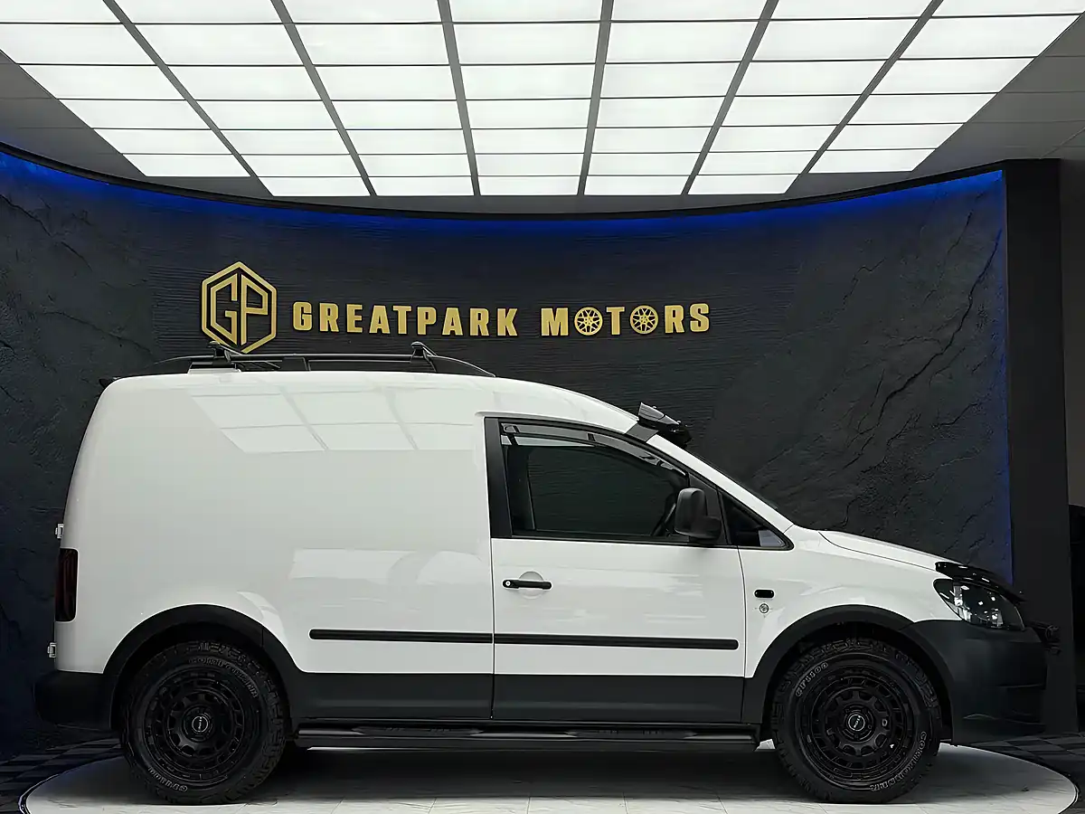 Used 2014 Volkswagen Caddy C20 Startline L1 H1 White - Interior and Exterior details 4