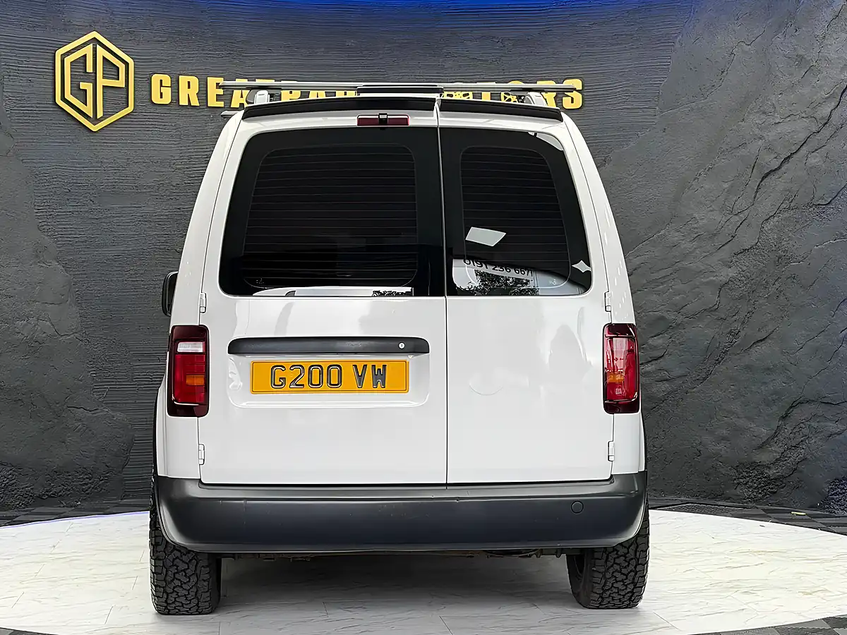 Used 2014 Volkswagen Caddy C20 Startline L1 H1 White - Interior and Exterior details 6