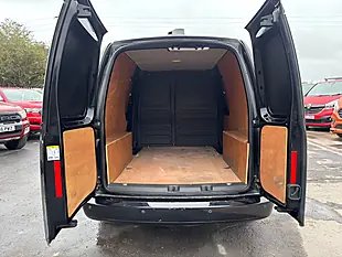 Used 2014 Volkswagen Caddy Maxi Highline Black - Interior and Exterior details 10