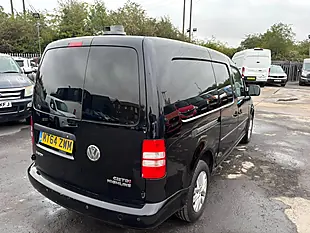 Used 2014 Volkswagen Caddy Maxi Highline Black - Interior and Exterior details 12