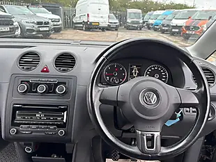 Used 2014 Volkswagen Caddy Maxi Highline Black - Interior and Exterior details 5