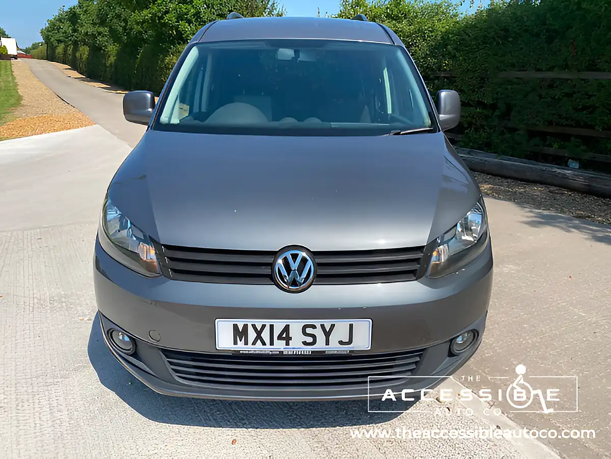 Used 2014 Volkswagen Caddy Maxi Life Grey - Interior and Exterior details 6