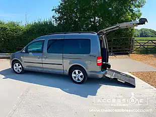 Used 2014 Volkswagen Caddy Maxi Life Grey - Interior and Exterior details 8