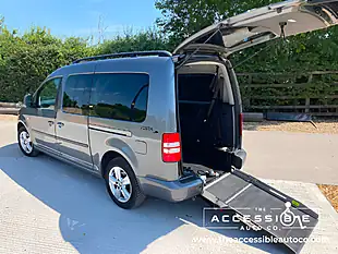 Used 2014 Volkswagen Caddy Maxi Life Grey - Interior and Exterior details 9
