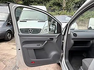 Used 2014 Volkswagen Caddy Maxi Trendline Silver - Interior and Exterior details 19