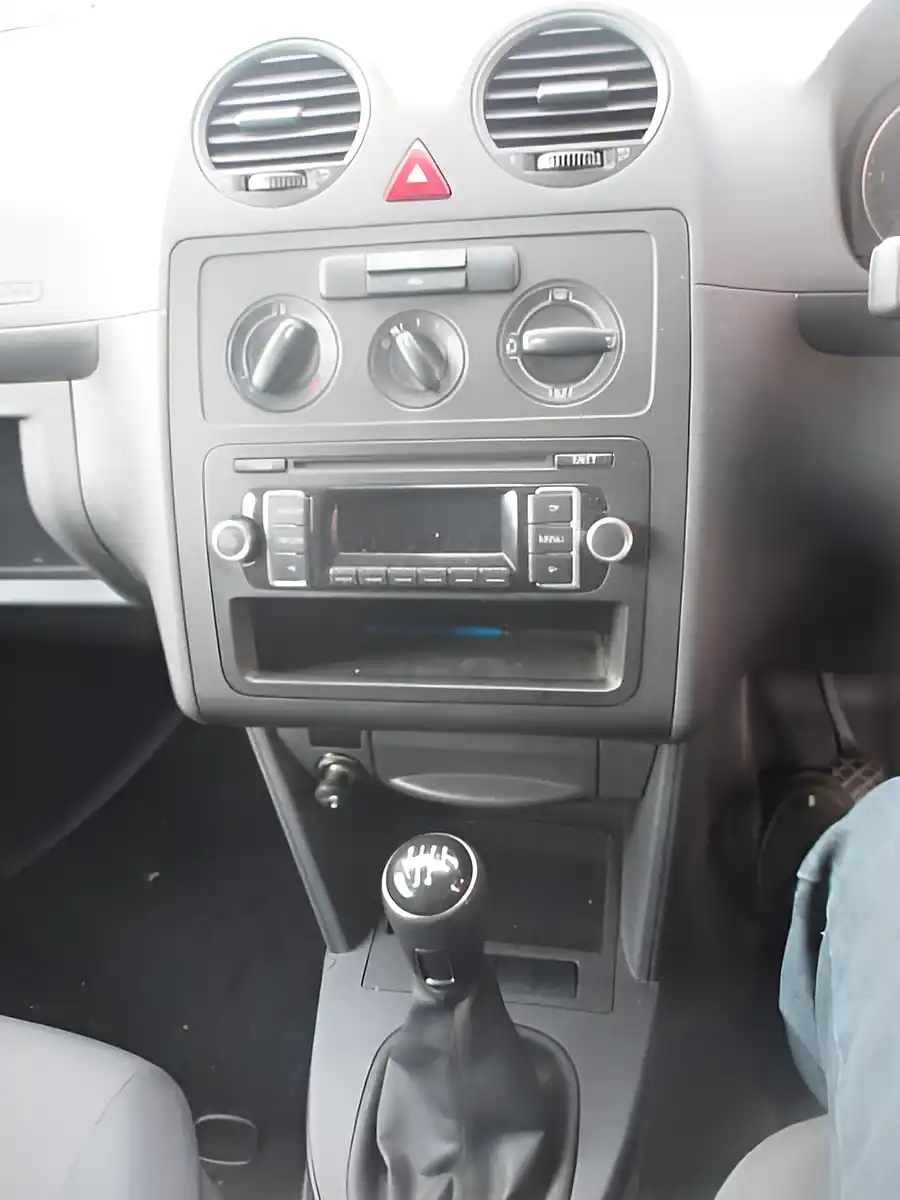Used 2014 Volkswagen Caddy Panel Van 2 White - Interior and Exterior details 10