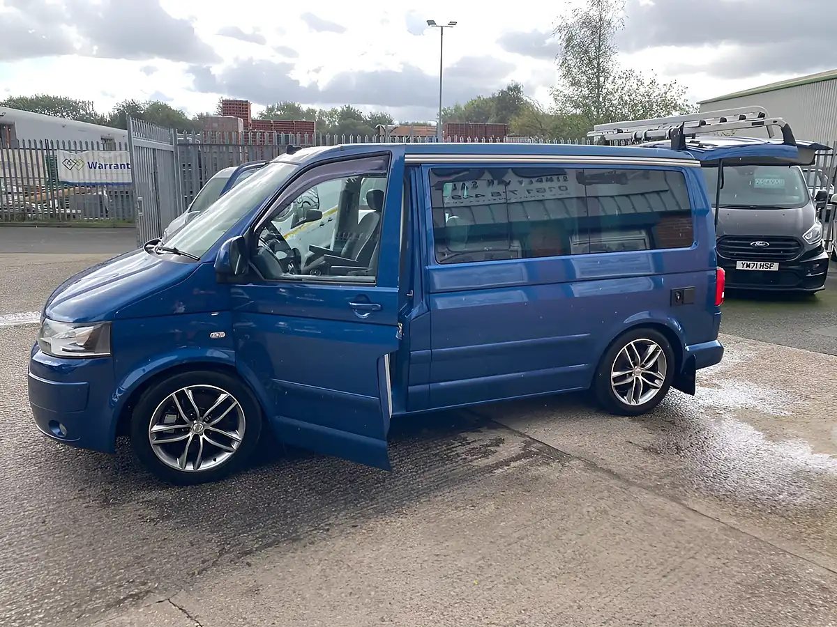 Used 2014 Volkswagen California Factory Camper Blue - Interior and Exterior details 12