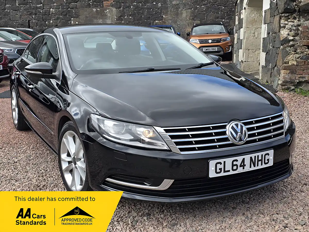 Used 2014 Volkswagen Cc Bluemotion Tech Black - Front View