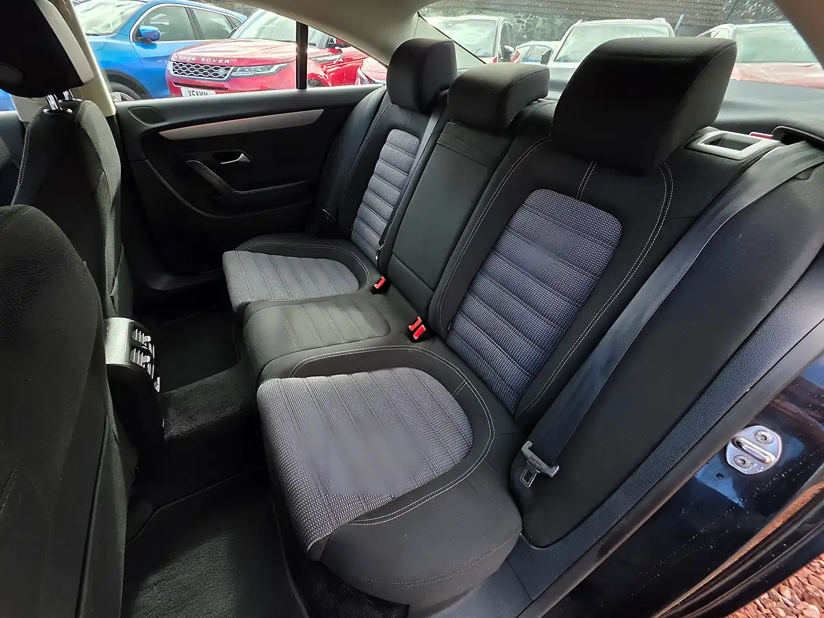 Used 2014 Volkswagen Cc Bluemotion Tech Black - Interior and Exterior details 12