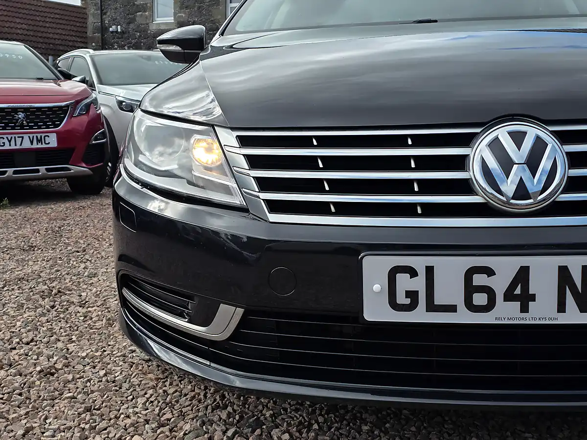 Used 2014 Volkswagen Cc Bluemotion Tech Black - Interior and Exterior details 4