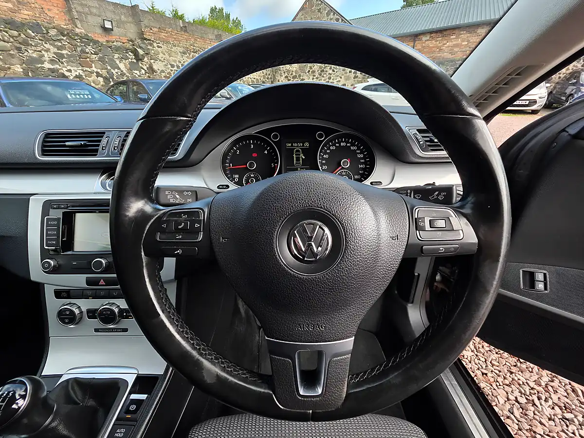 Used 2014 Volkswagen Cc Bluemotion Tech Black - Interior and Exterior details 9