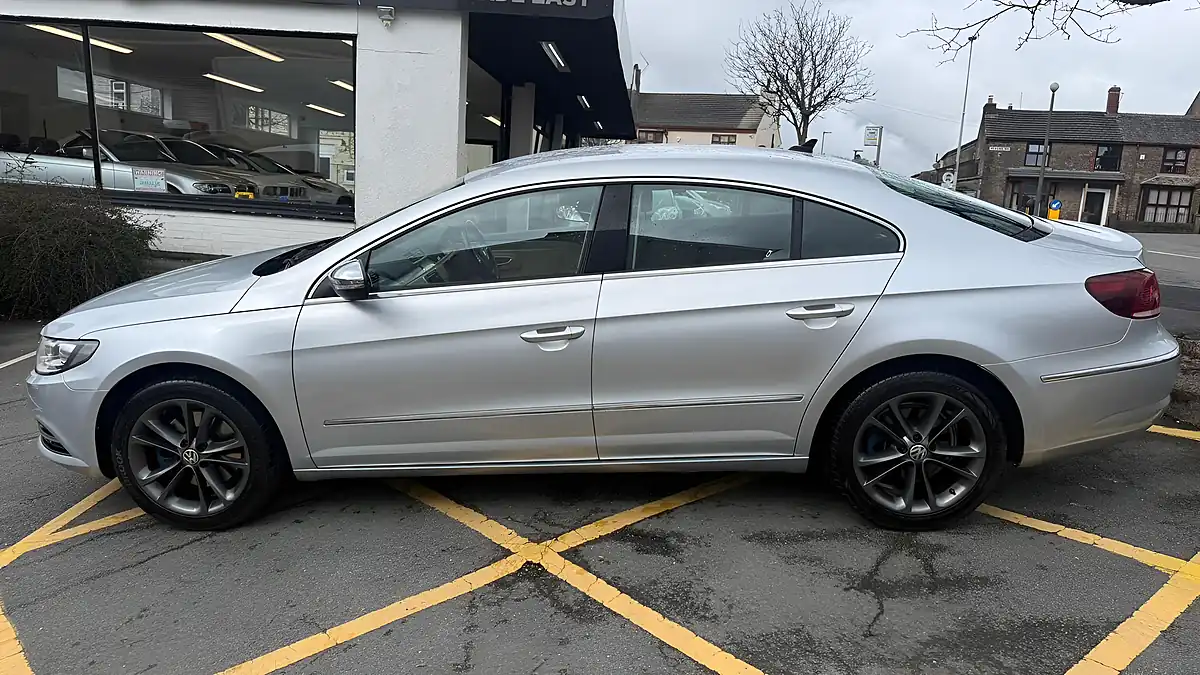 Used 2014 Volkswagen Cc Bluemotion Tech Silver - Interior and Exterior details 15