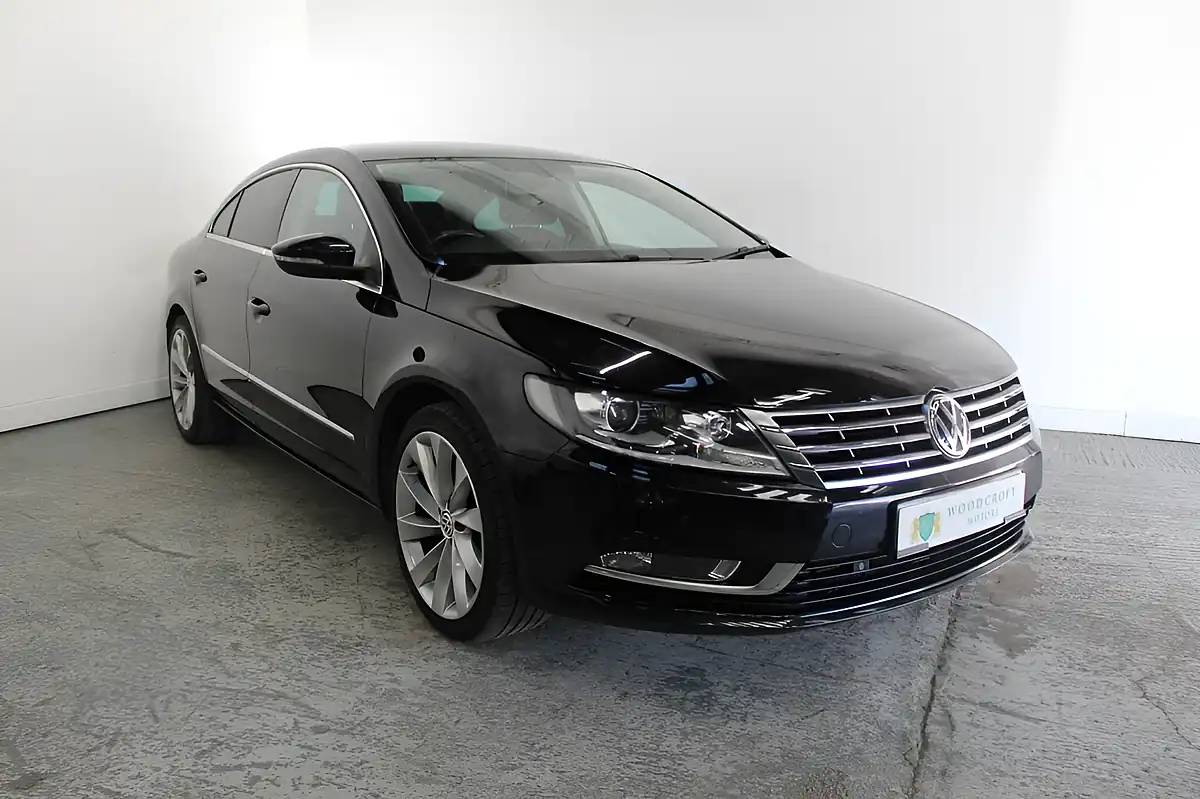 Used 2014 Volkswagen Cc GT Black - Front View