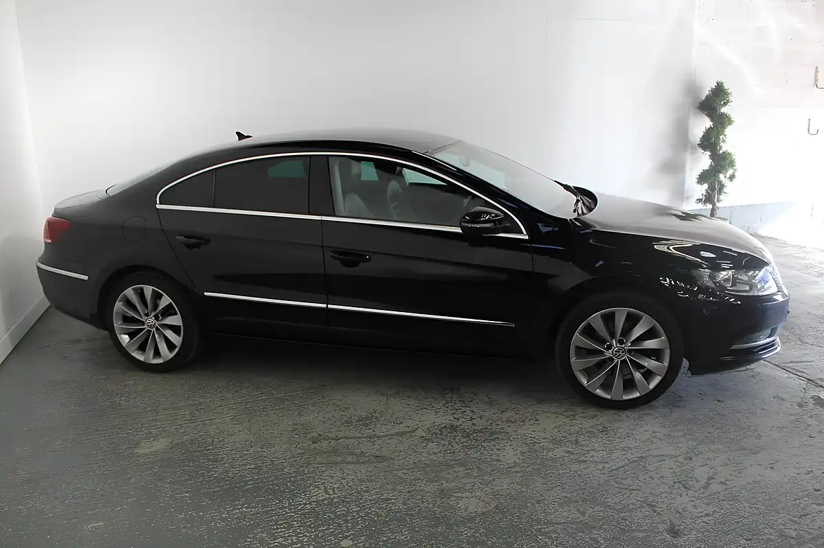 Used 2014 Volkswagen Cc GT Black - Interior and Exterior details 3