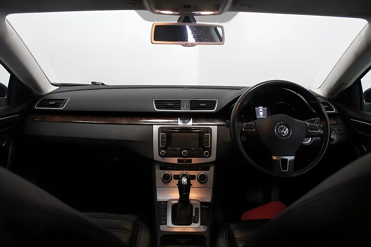 Used 2014 Volkswagen Cc GT Blue - Interior and Exterior details 13