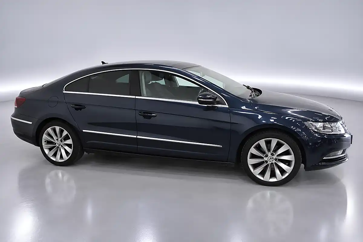 Used 2014 Volkswagen Cc GT Blue - Interior and Exterior details 3