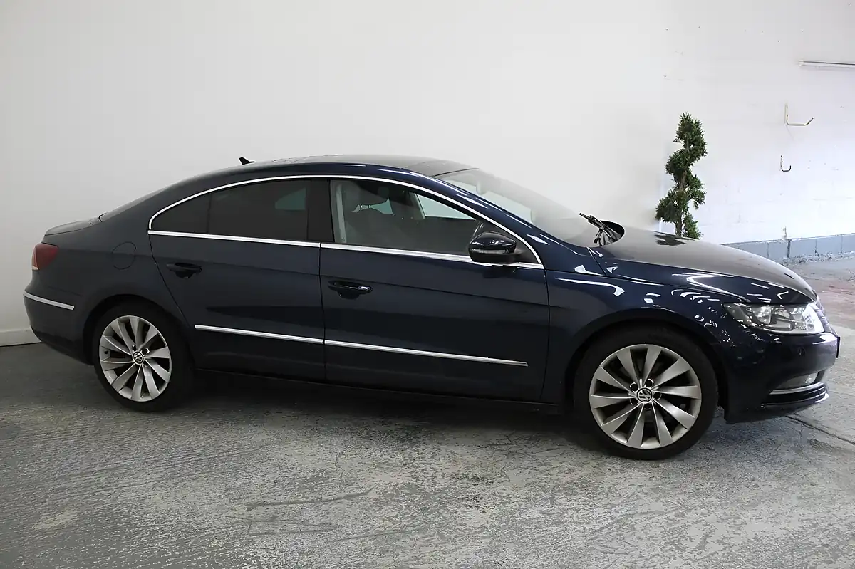 Used 2014 Volkswagen Cc GT Blue - Interior and Exterior details 3