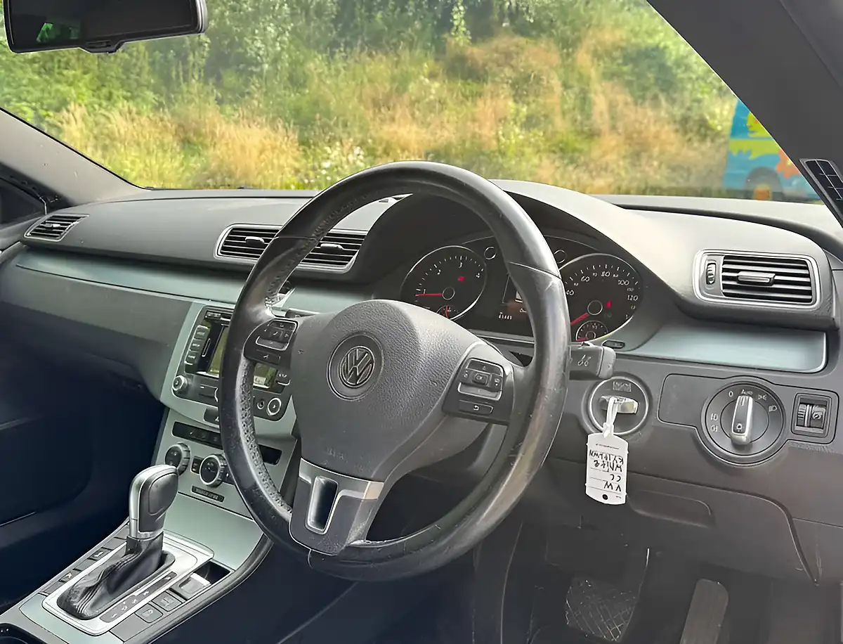 Used 2014 Volkswagen Cc GT Bluemotion Technology Pure White - Interior and Exterior details 10