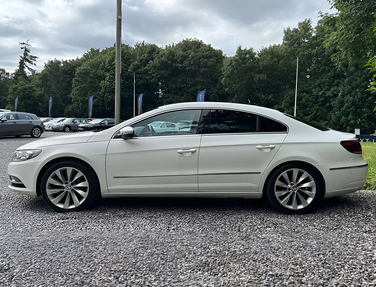 Used 2014 Volkswagen Cc GT Bluemotion Technology Pure White - Interior and Exterior details 6