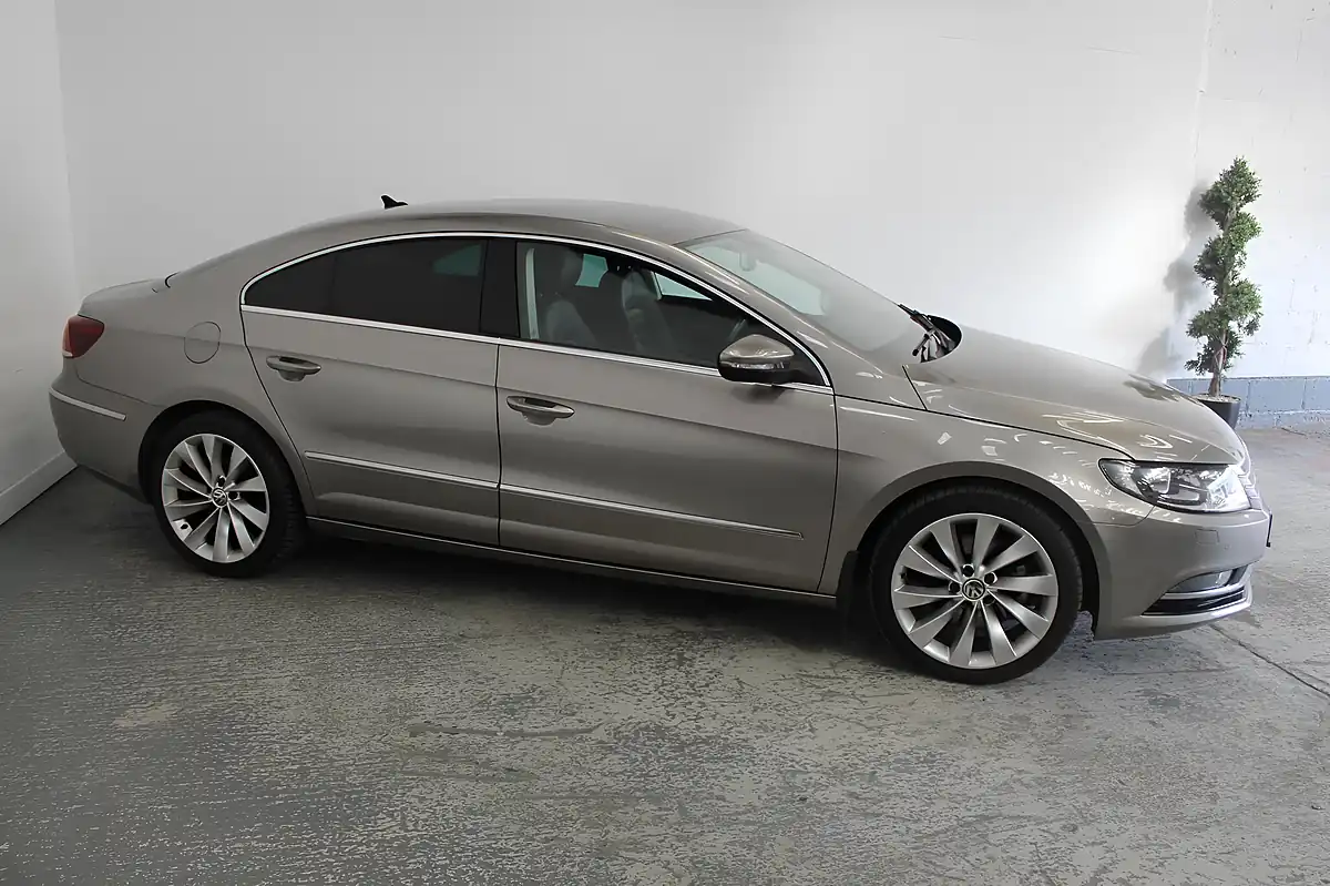 Used 2014 Volkswagen Cc GT Brown - Interior and Exterior details 3