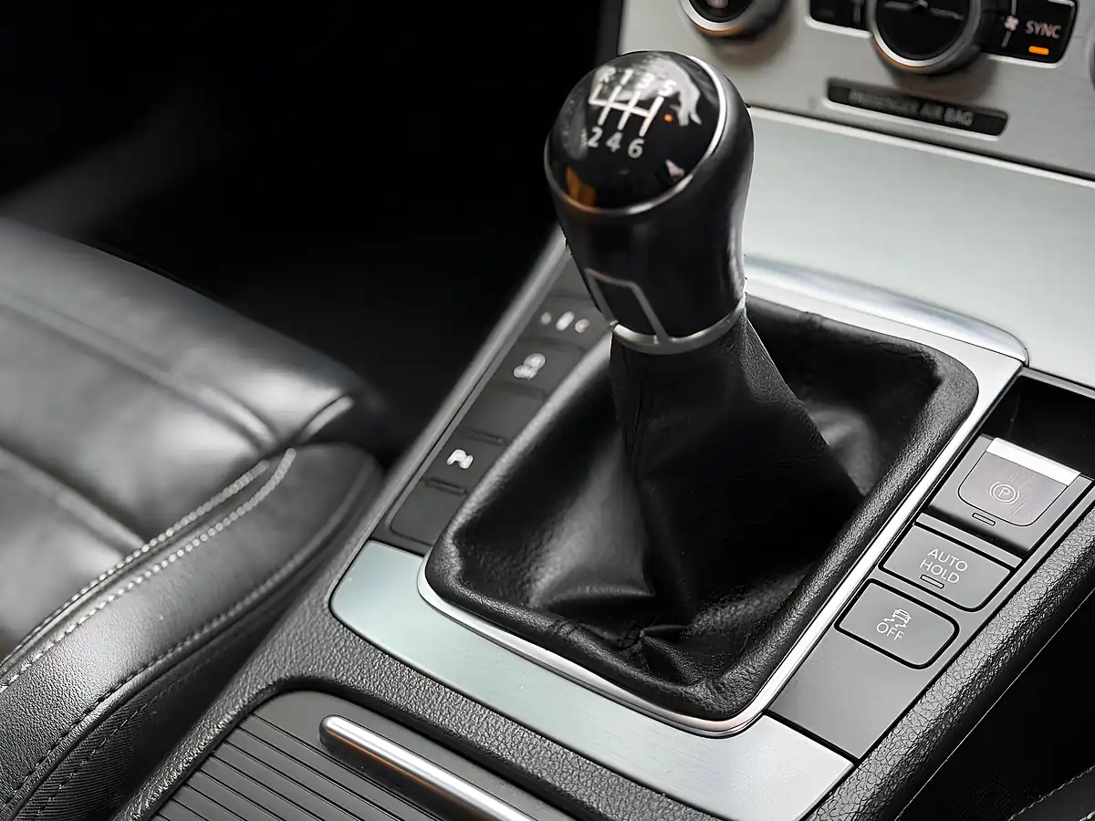 Used 2014 Volkswagen Cc R-Line Black - Interior and Exterior details 15