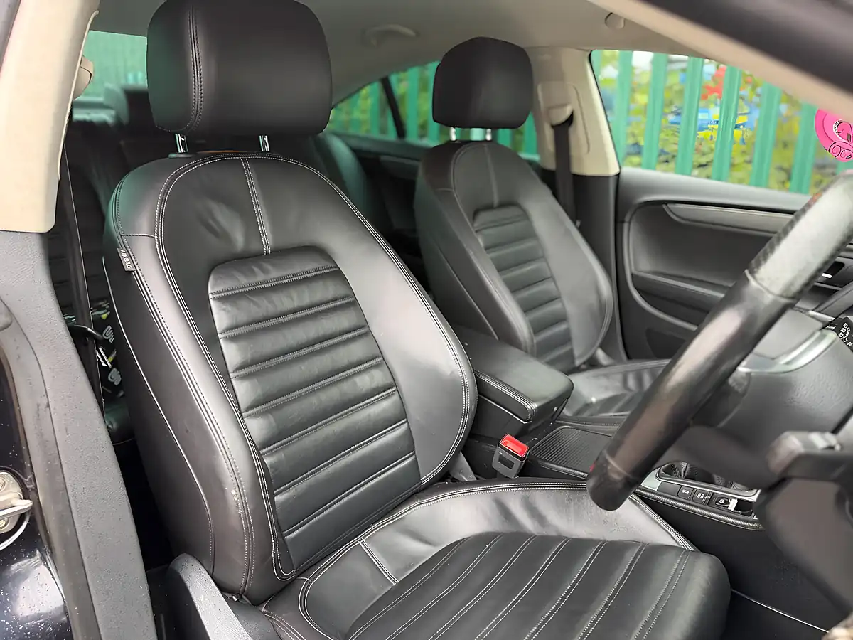 Used 2014 Volkswagen Cc R-Line Black - Interior and Exterior details 17