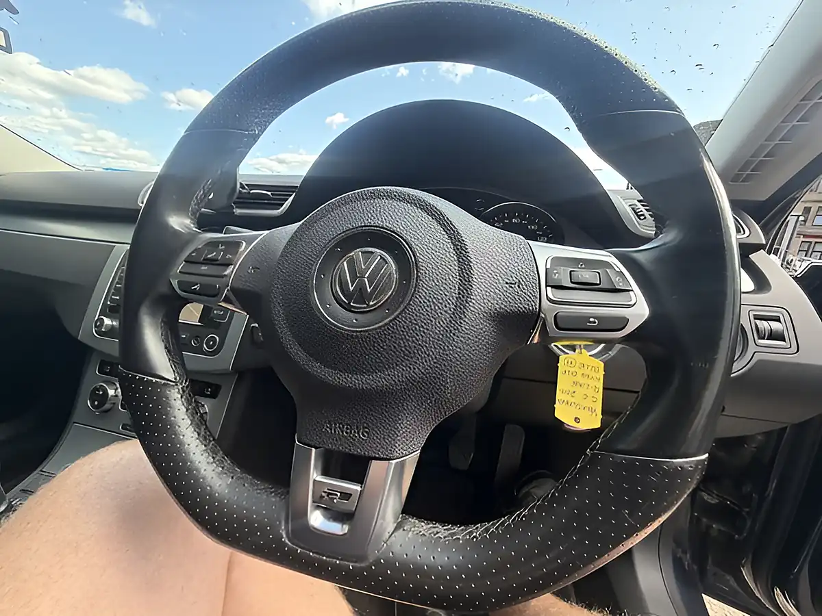 Used 2014 Volkswagen Cc R-Line Blue - Interior and Exterior details 20