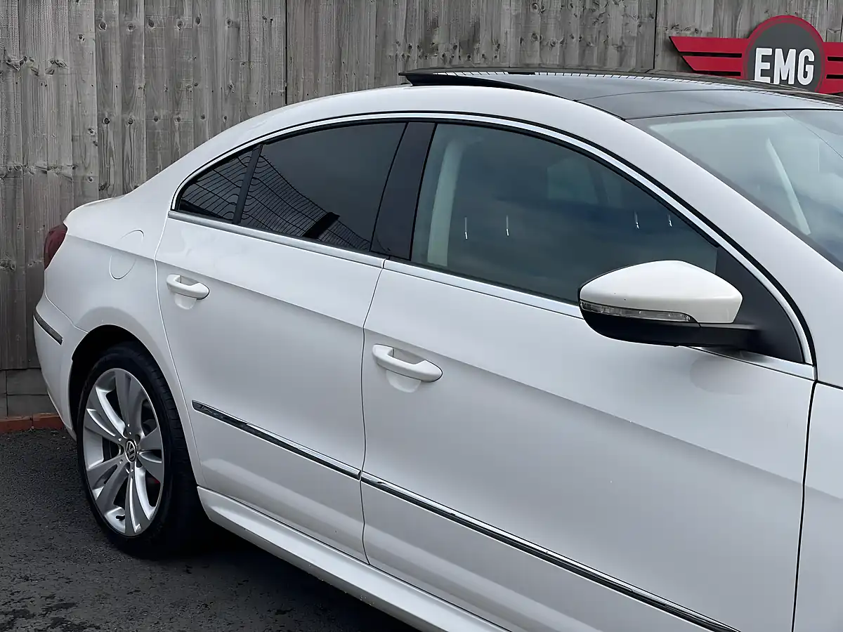 Used 2014 Volkswagen Cc R-Line White - Interior and Exterior details 11