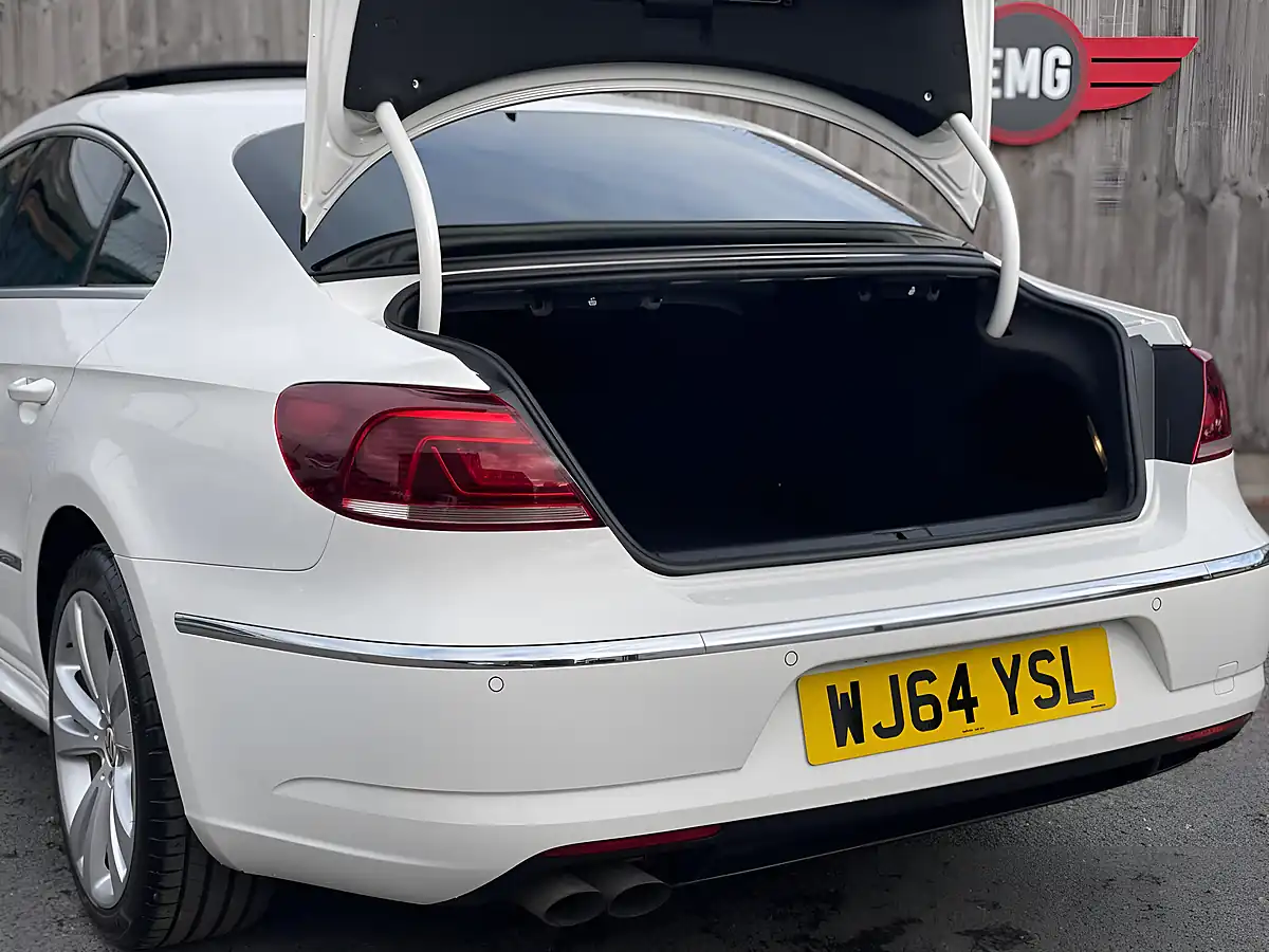 Used 2014 Volkswagen Cc R-Line White - Interior and Exterior details 14