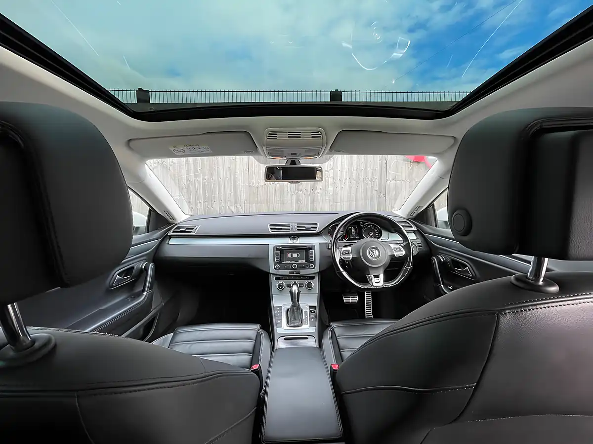 Used 2014 Volkswagen Cc R-Line White - Interior and Exterior details 3