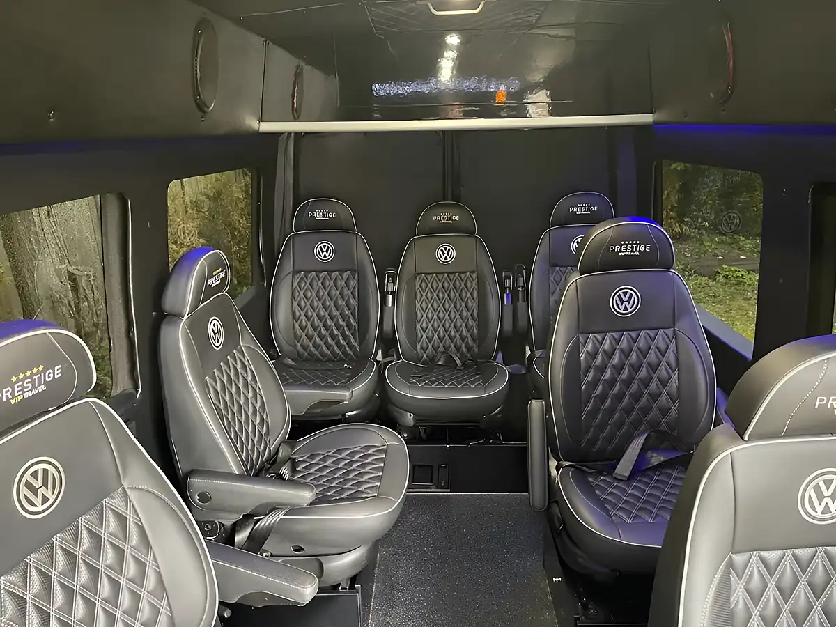 Used 2014 Volkswagen Crafter CR35 H/R P/V Grey/Black - Interior and Exterior details 10