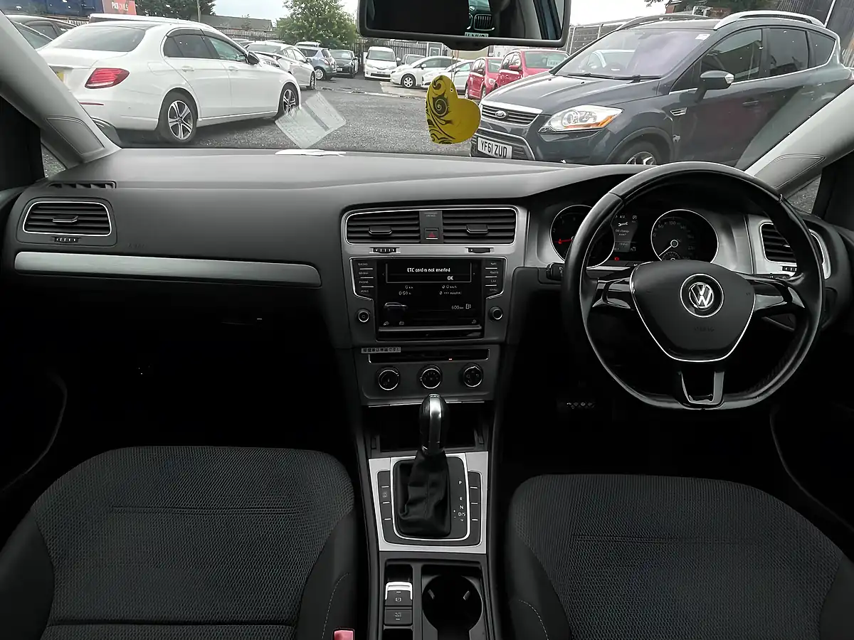Used 2014 Volkswagen Golf Bluemotion Blue - Interior and Exterior details 14