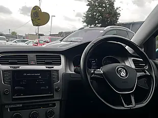 Used 2014 Volkswagen Golf Bluemotion Blue - Interior and Exterior details 15
