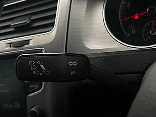 Used 2014 Volkswagen Golf Bluemotion Blue - Interior and Exterior details 19