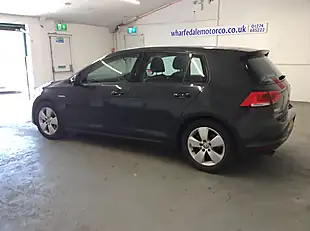 Used 2014 Volkswagen Golf Bluemotion Euro 5 Grey - Interior and Exterior details 7