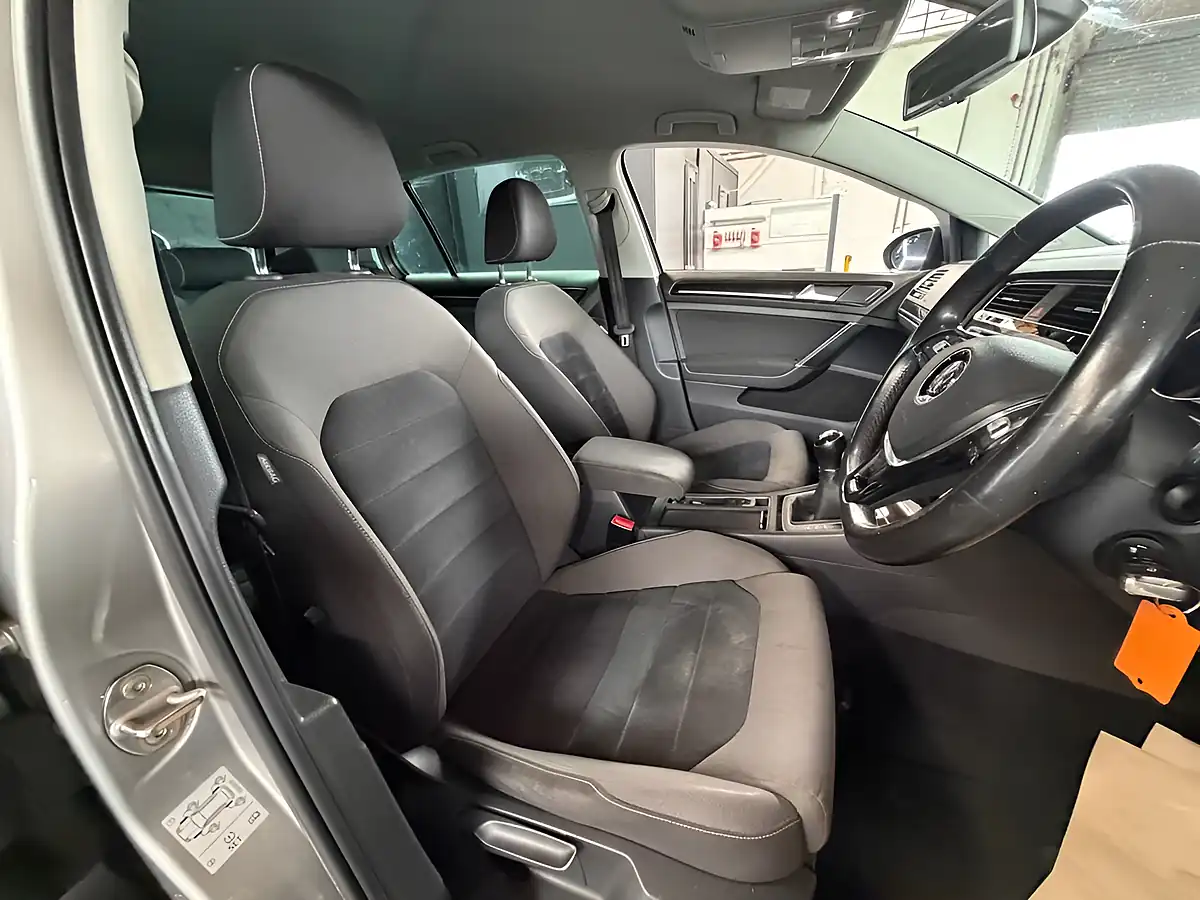 Used 2014 Volkswagen Golf Bluemotion Tech GT - Interior and Exterior details 10