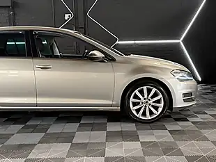 Used 2014 Volkswagen Golf Bluemotion Tech GT - Interior and Exterior details 12