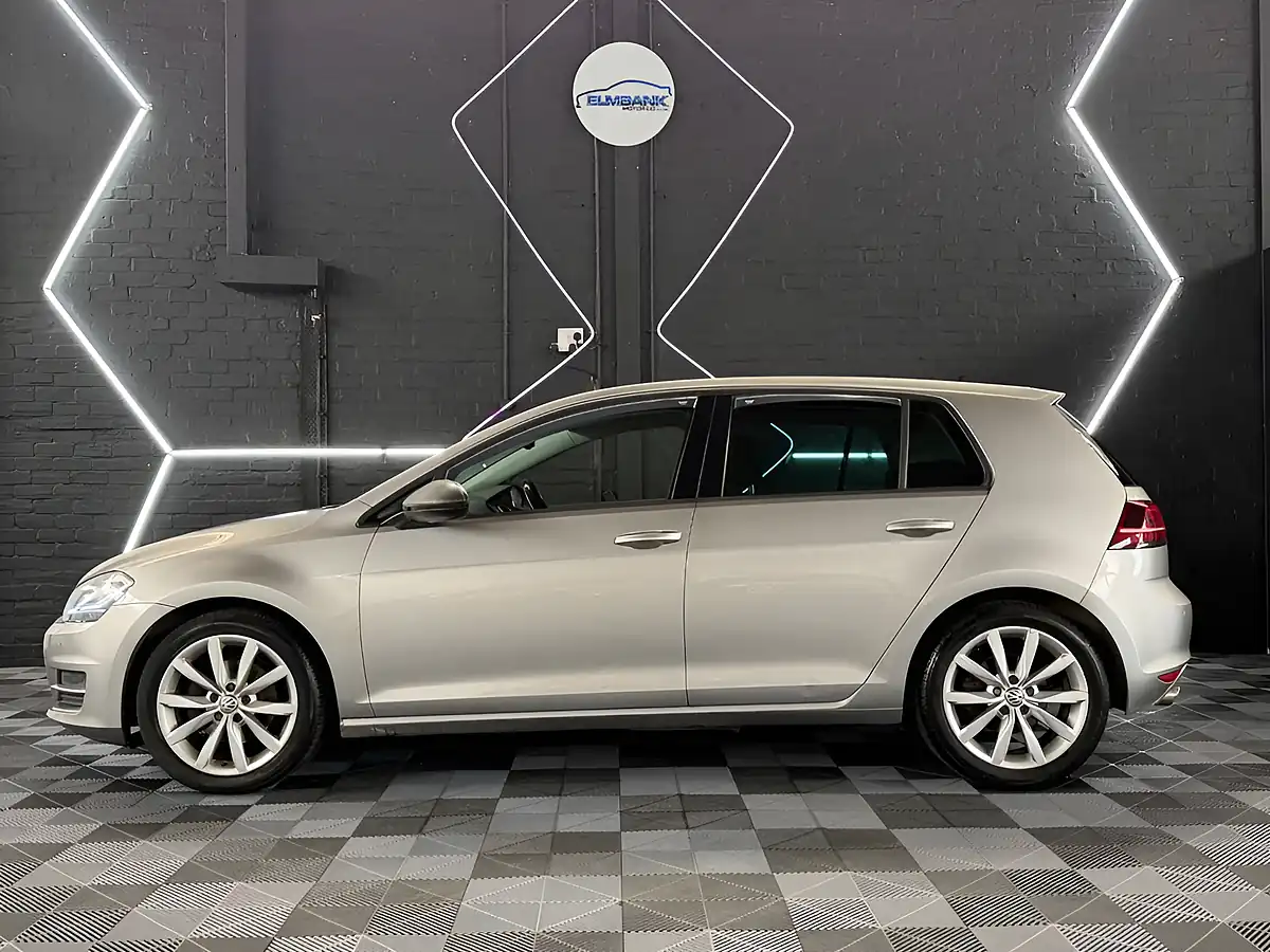 Used 2014 Volkswagen Golf Bluemotion Tech GT - Interior and Exterior details 3
