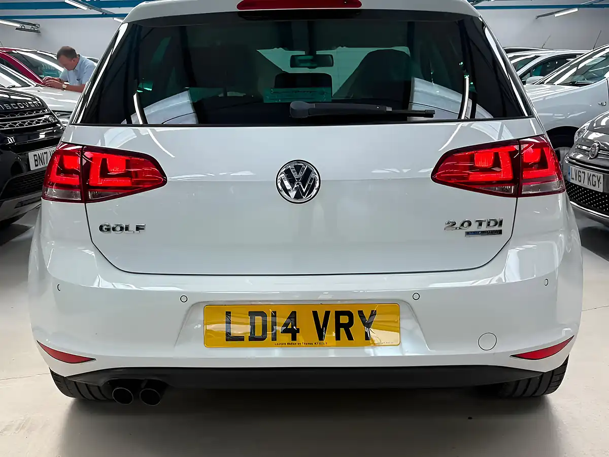 Used 2014 Volkswagen Golf Bluemotion Tech GT White - Interior and Exterior details 11