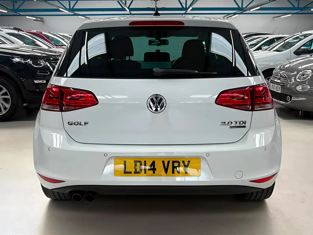 Used 2014 Volkswagen Golf Bluemotion Tech GT White - Interior and Exterior details 12