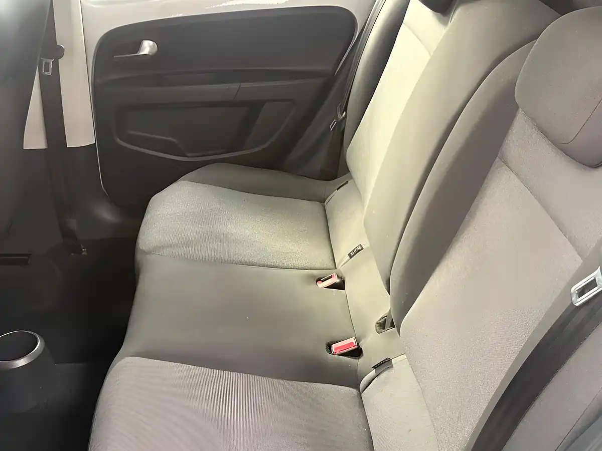 Used 2014 Volkswagen Golf Bluemotion Tech GT White - Interior and Exterior details 16